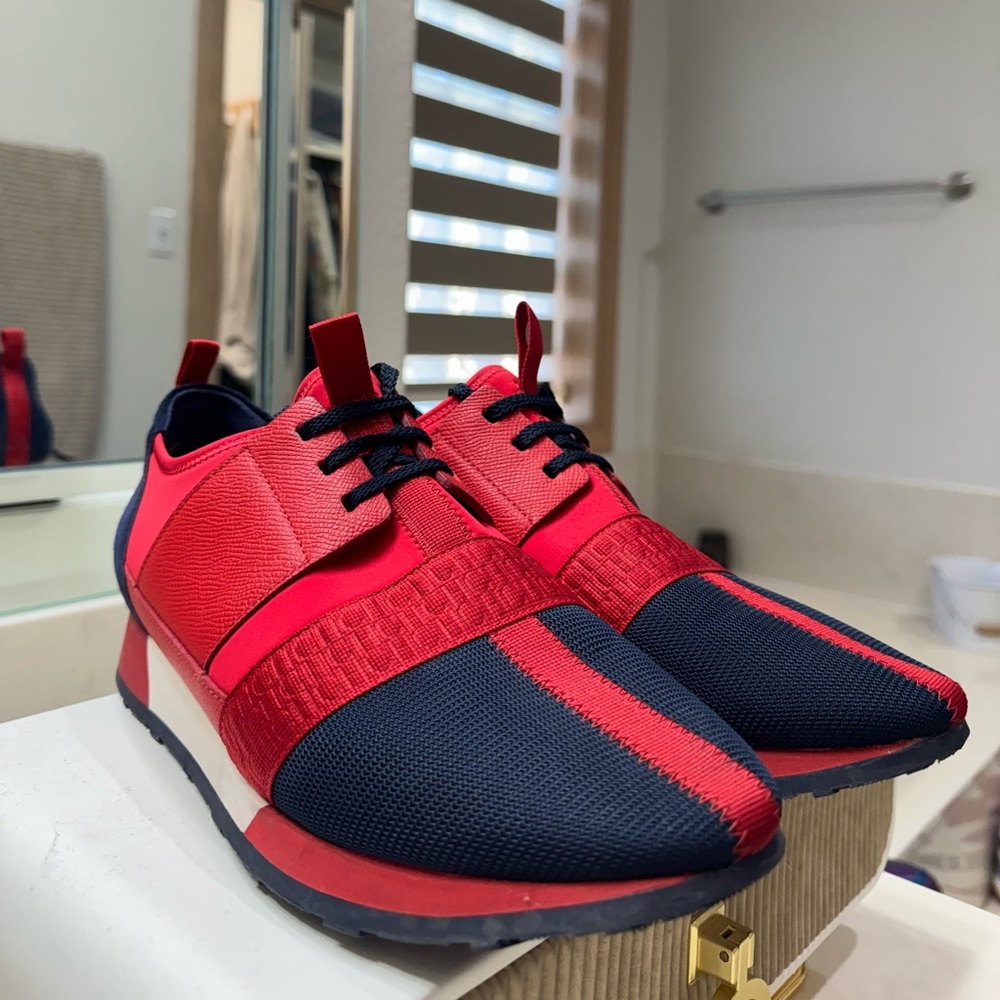 Carolina Herrera sneakers, size 8.5 US/7.5 UK